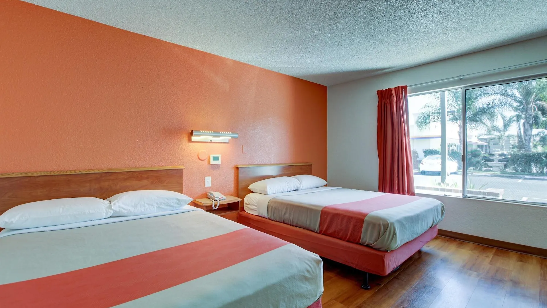 Motel 6-Santa Ana, Ca - Irvine - Orange County Airport 2*,  Stati Uniti