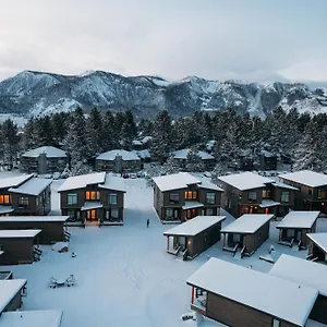The Sierra Nevada Lodge Mammoth Lakes