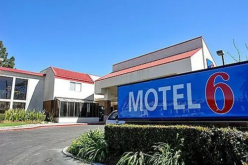 Motel 6-Santa Ana, Ca - Irvine - Orange County Airport Hotel